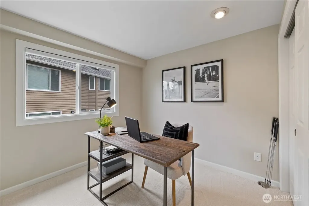 6041 118th Avenue SE Bellevue WA 98006