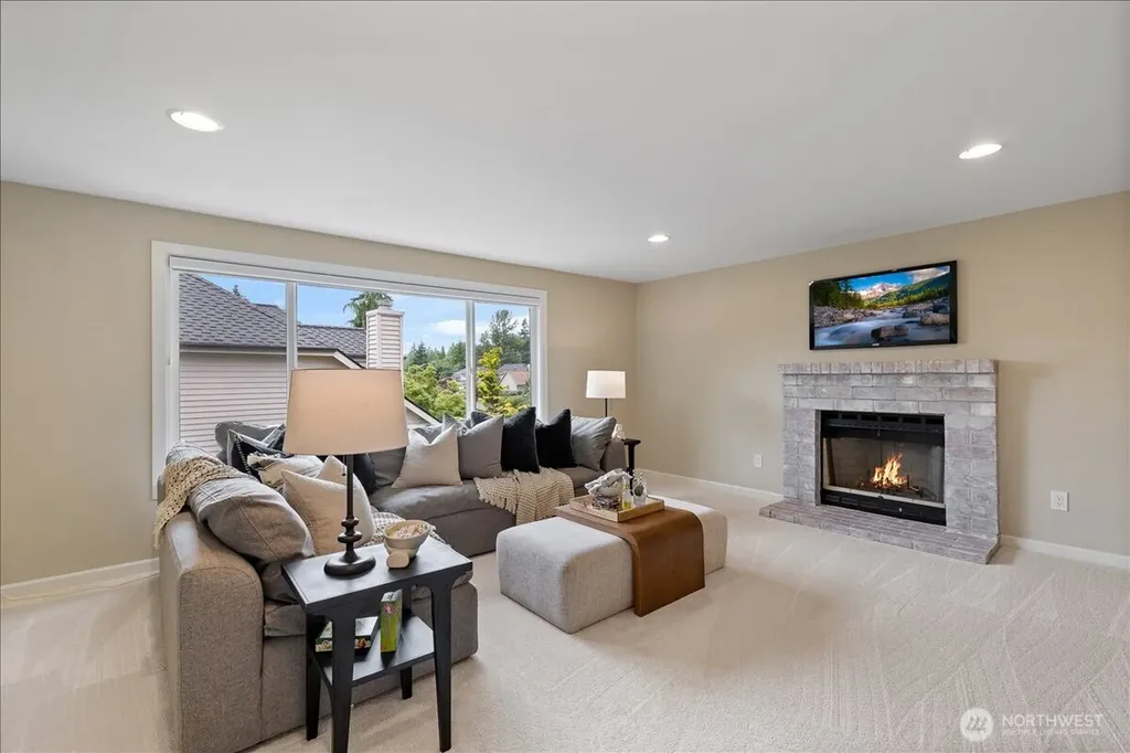 6041 118th Avenue SE Bellevue WA 98006