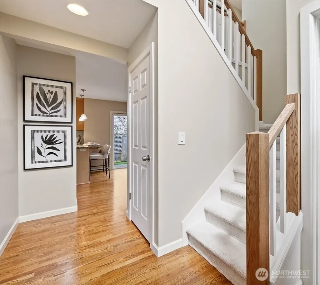 6041 118th Avenue SE Bellevue WA 98006