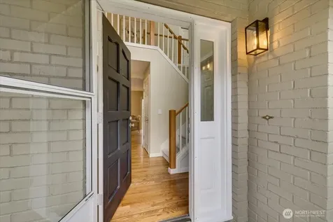 6041 118th Avenue SE Bellevue WA 98006