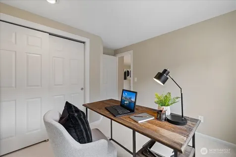 6041 118th Avenue SE Bellevue WA 98006