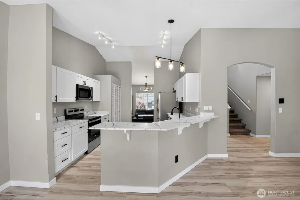 926 Chatham Dr SE Olympia WA 98513
