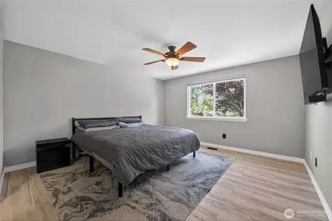 926 Chatham Dr SE Olympia WA 98513