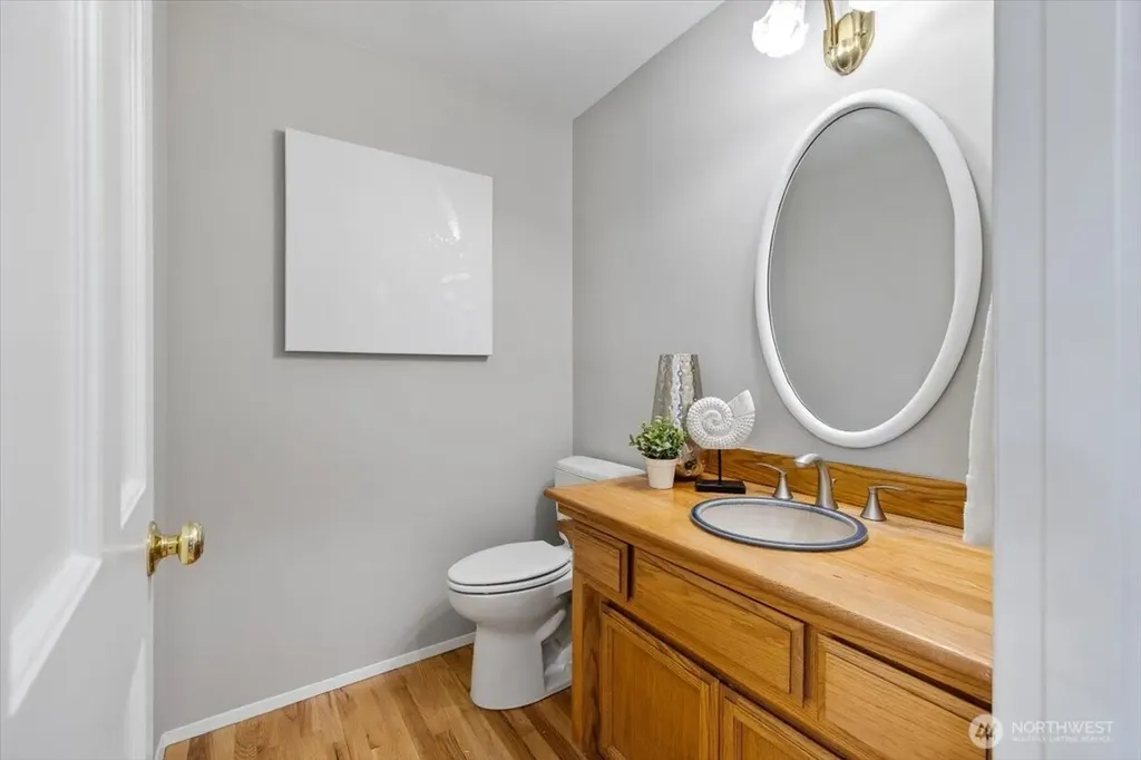 20315 NE 39th Street Sammamish WA 98074