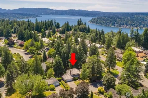 20315 NE 39th Street Sammamish WA 98074