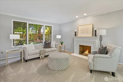 20315 NE 39th Street Sammamish WA 98074