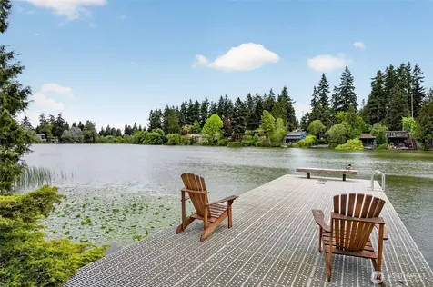 19428 Aurora Avenue N Shoreline WA 98133
