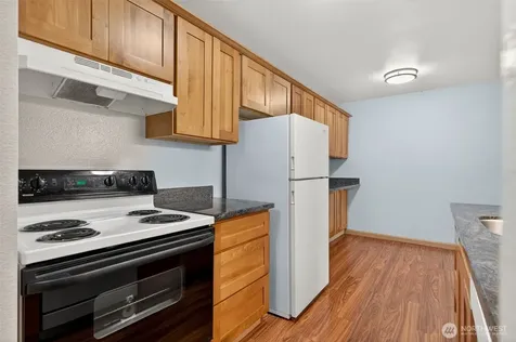 19428 Aurora Avenue N Shoreline WA 98133
