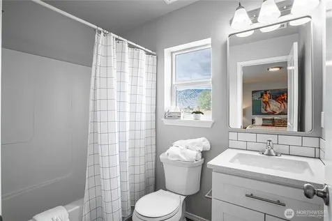 51 Phoebe Lane Manson WA 98831