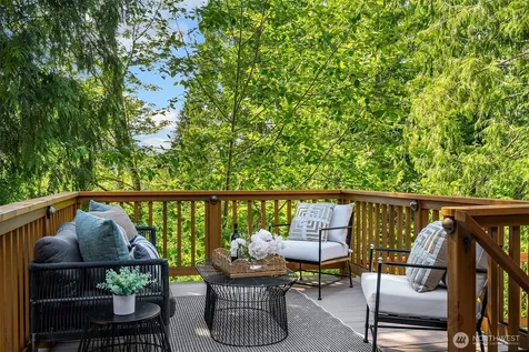 16700 Saybrook Drive NE Woodinville WA 98077