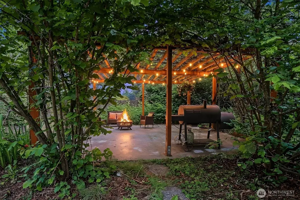 15206 40th Avenue S Tukwila WA 98188