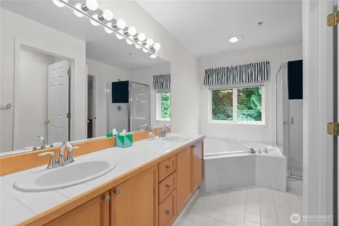 12118 NE 171st Place Bothell WA 98011