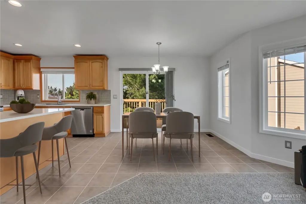 439 Hawthorne Avenue S Auburn WA 98047