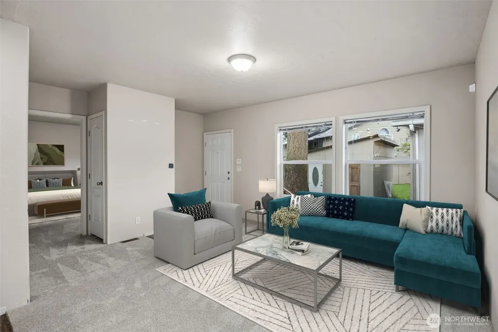 1720 Maple Lane Kent WA 98030