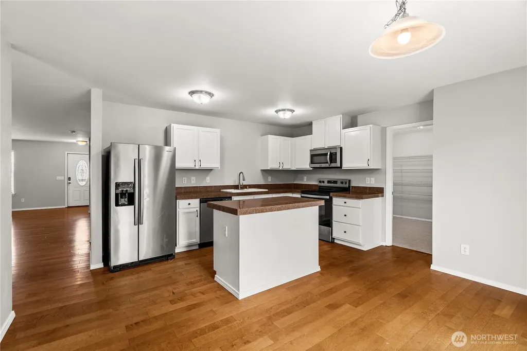 8422 175th Street Ct E Puyallup WA 98375
