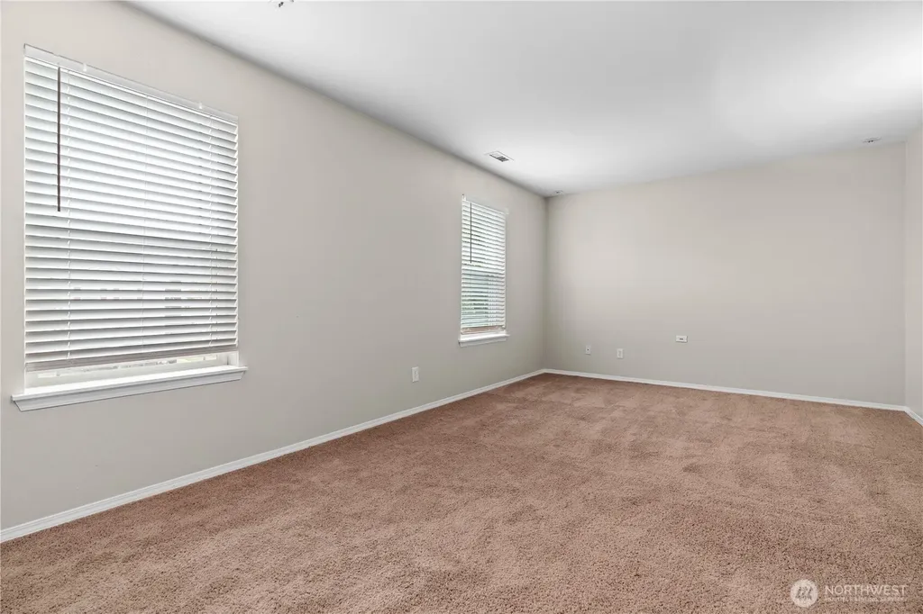 8422 175th Street Ct E Puyallup WA 98375