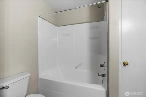 8422 175th Street Ct E Puyallup WA 98375