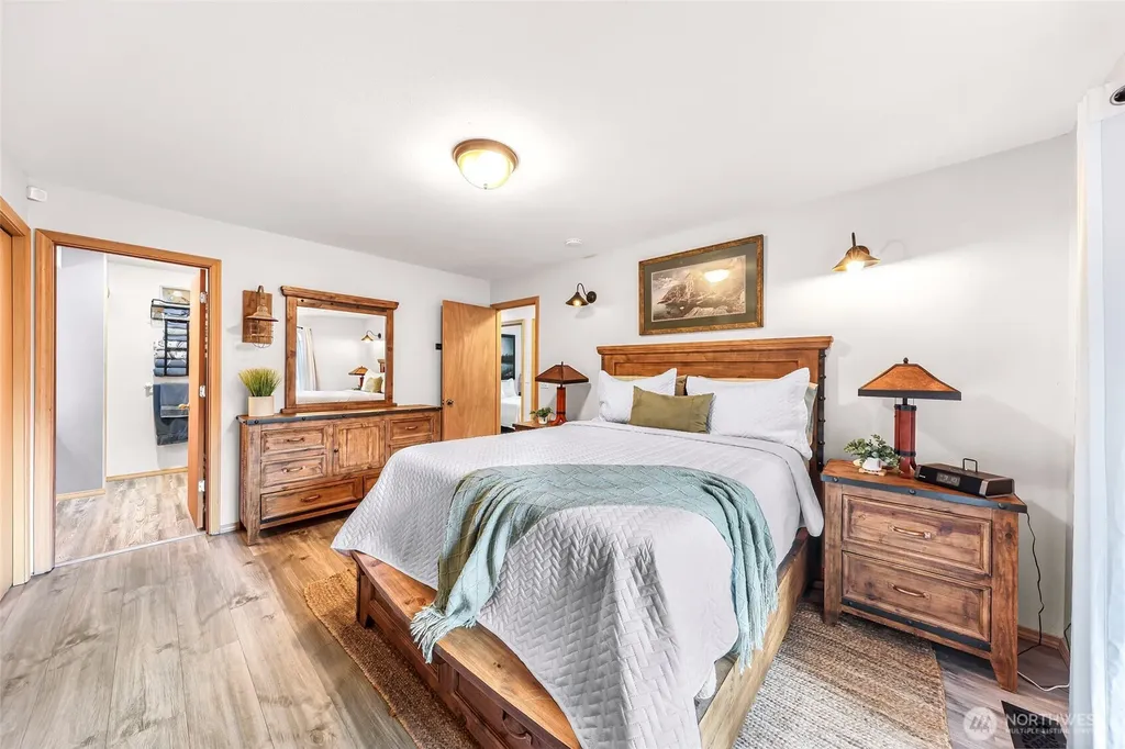 2210 Grade Road Lake Stevens WA 98258