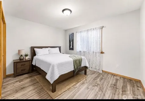 2210 Grade Road Lake Stevens WA 98258