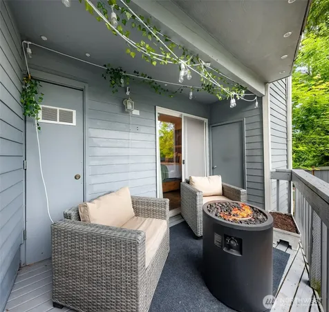 2210 Grade Road Lake Stevens WA 98258