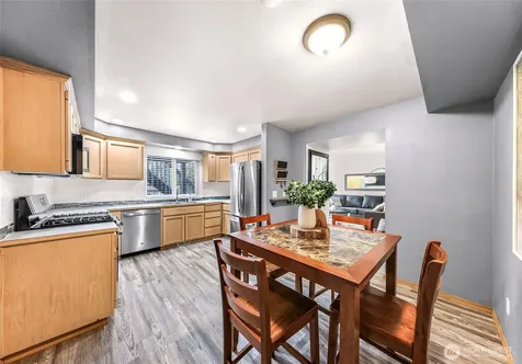 2210 Grade Road Lake Stevens WA 98258