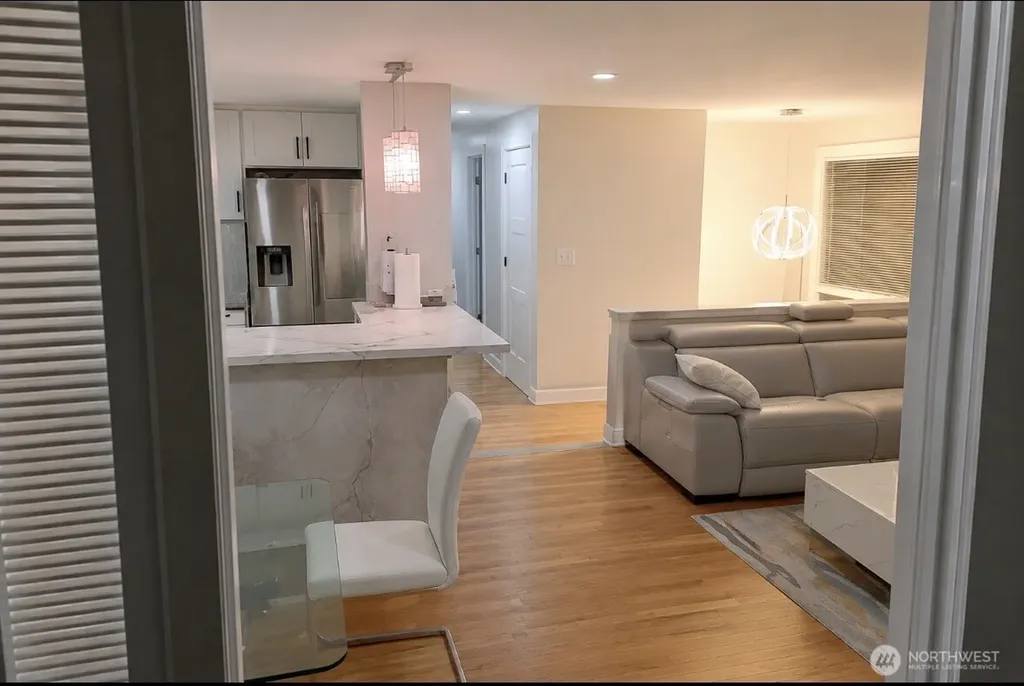 15035 29th Avenue S Seatac WA 98188
