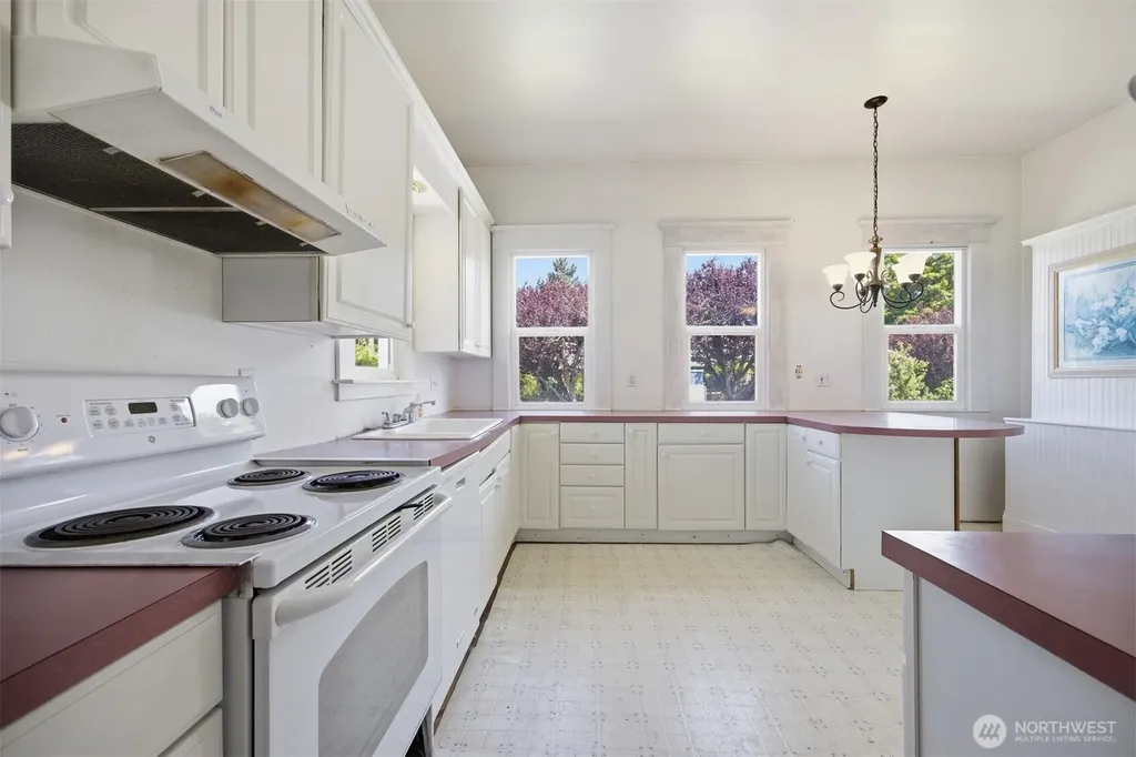 2431 Lynn Street Bellingham WA 98225