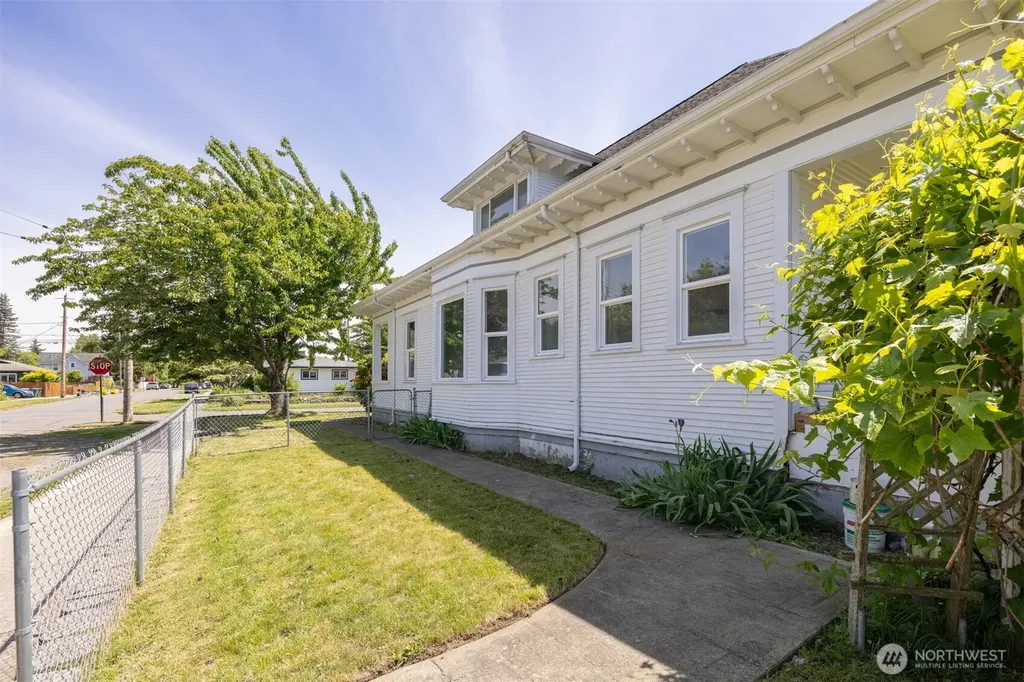 2431 Lynn Street Bellingham WA 98225