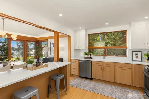 9453 Olympus Beach Road NE Bainbridge Island WA 98110
