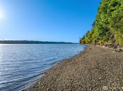 9453 Olympus Beach Road NE Bainbridge Island WA 98110