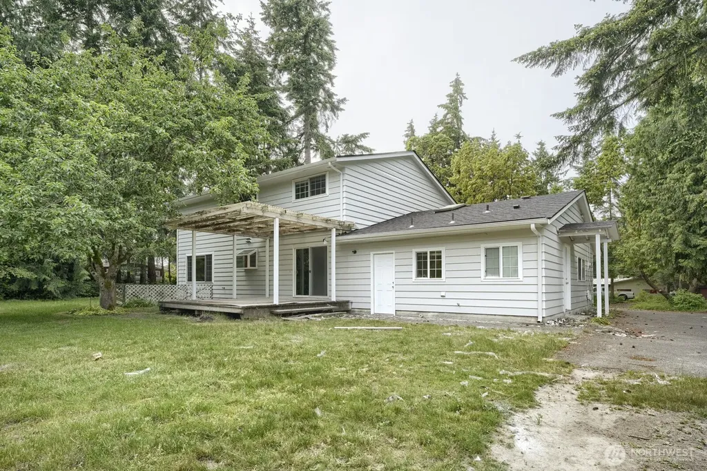 2107 SW 316th Street Federal Way WA 98023