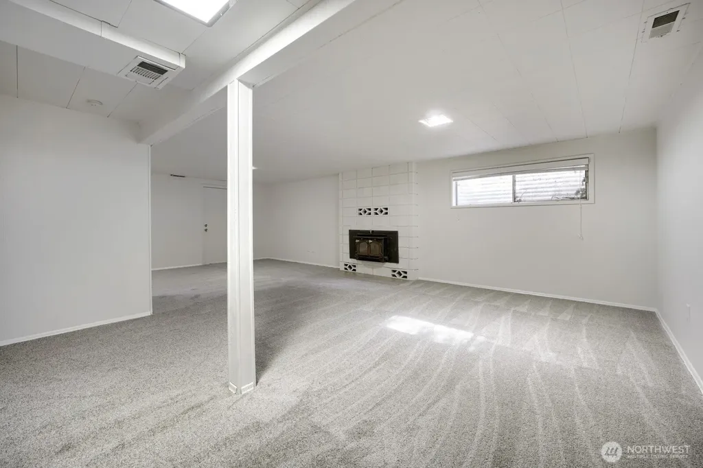 2107 SW 316th Street Federal Way WA 98023