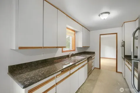 2107 SW 316th Street Federal Way WA 98023