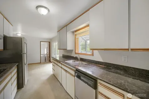 2107 SW 316th Street Federal Way WA 98023