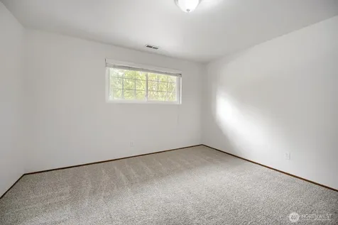 2107 SW 316th Street Federal Way WA 98023