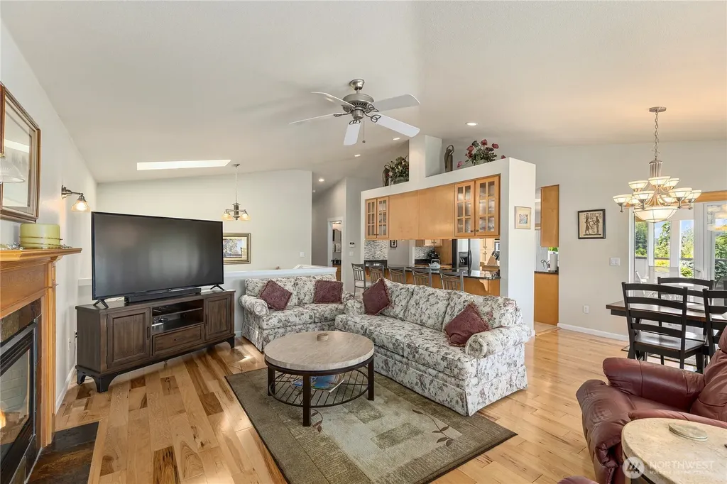 6027 Osprey Circle Bremerton WA 98312