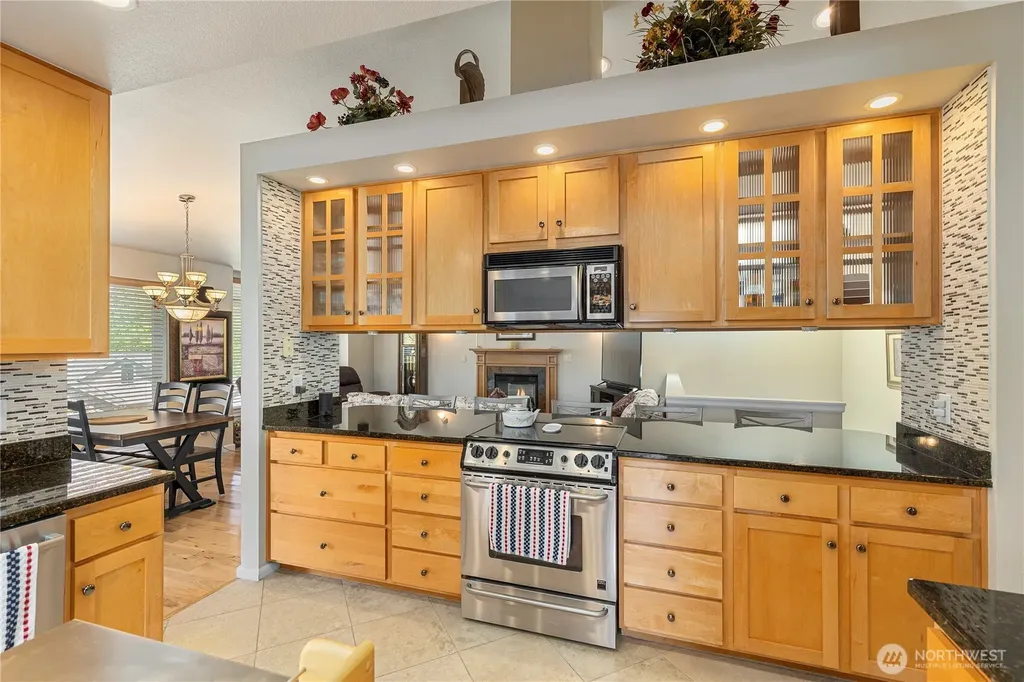 6027 Osprey Circle Bremerton WA 98312