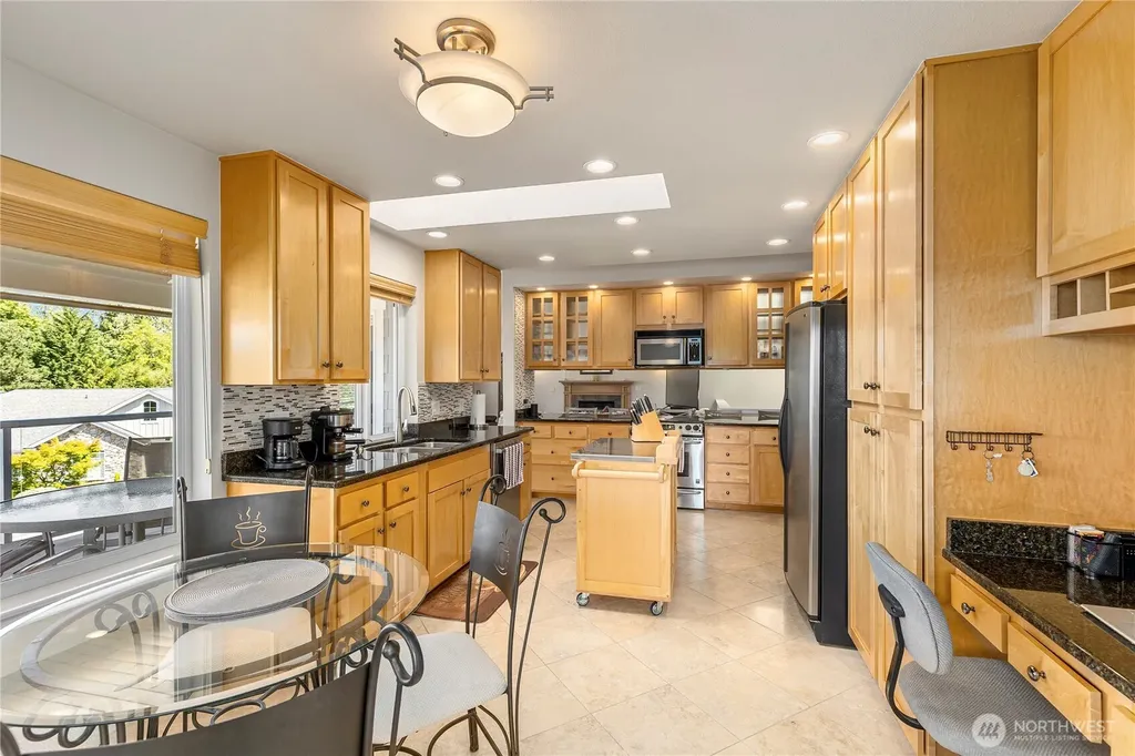6027 Osprey Circle Bremerton WA 98312
