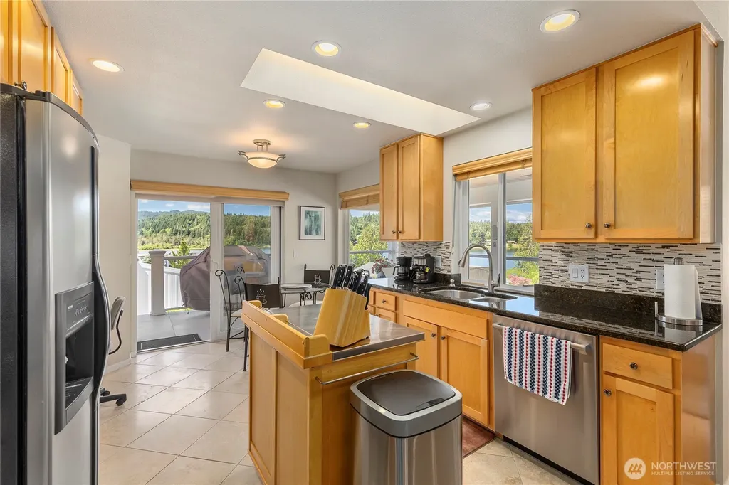 6027 Osprey Circle Bremerton WA 98312