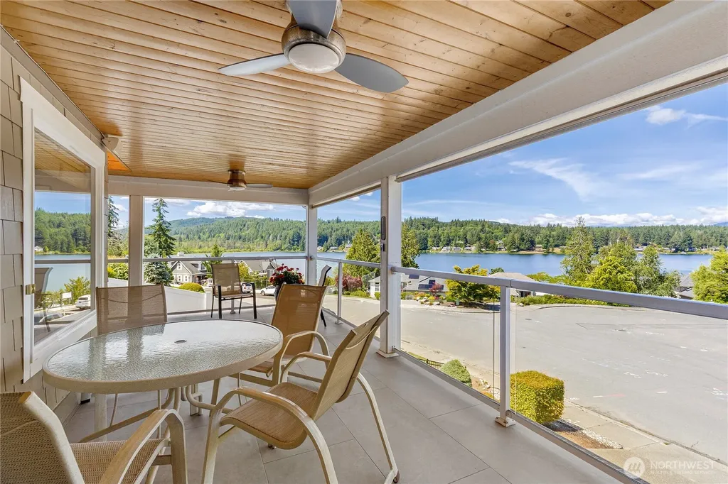 6027 Osprey Circle Bremerton WA 98312