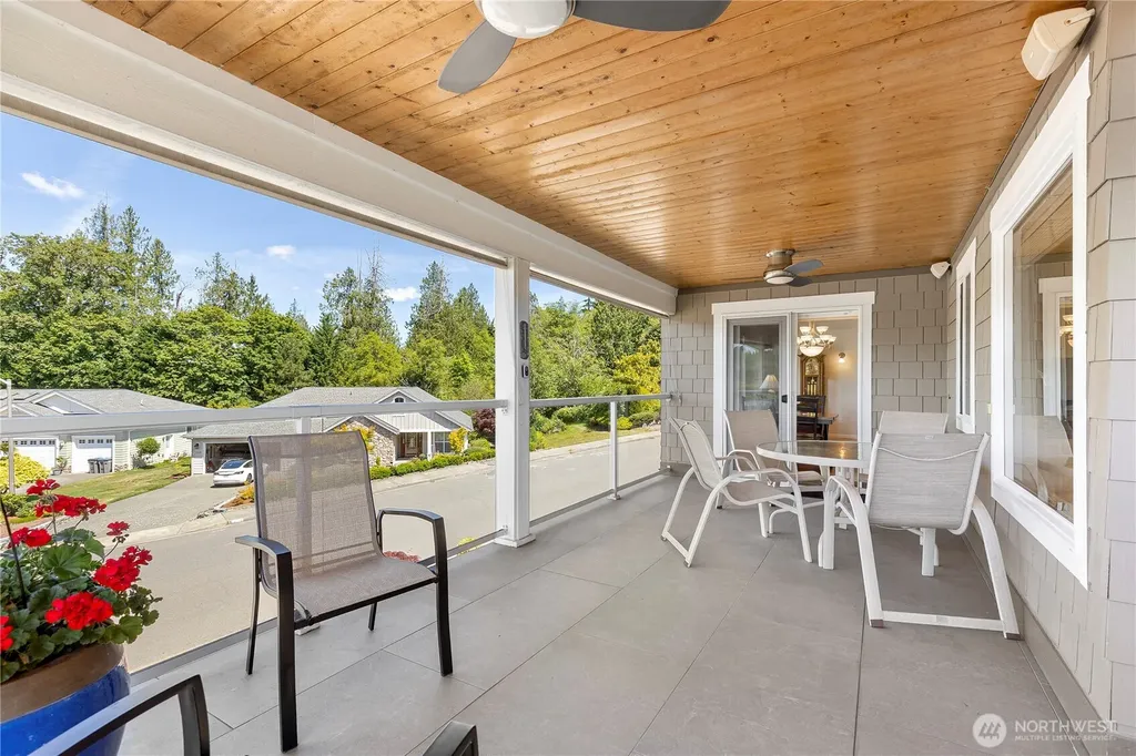 6027 Osprey Circle Bremerton WA 98312