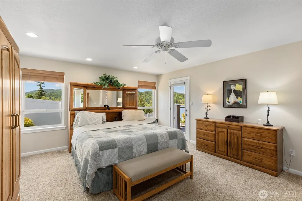 6027 Osprey Circle Bremerton WA 98312