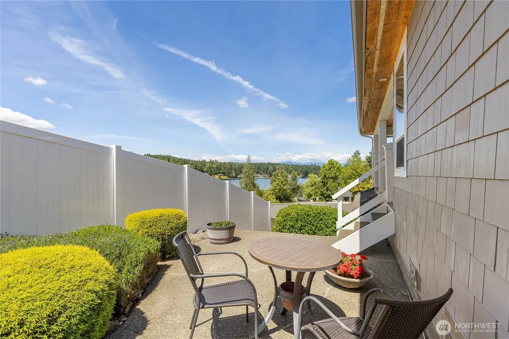 6027 Osprey Circle Bremerton WA 98312