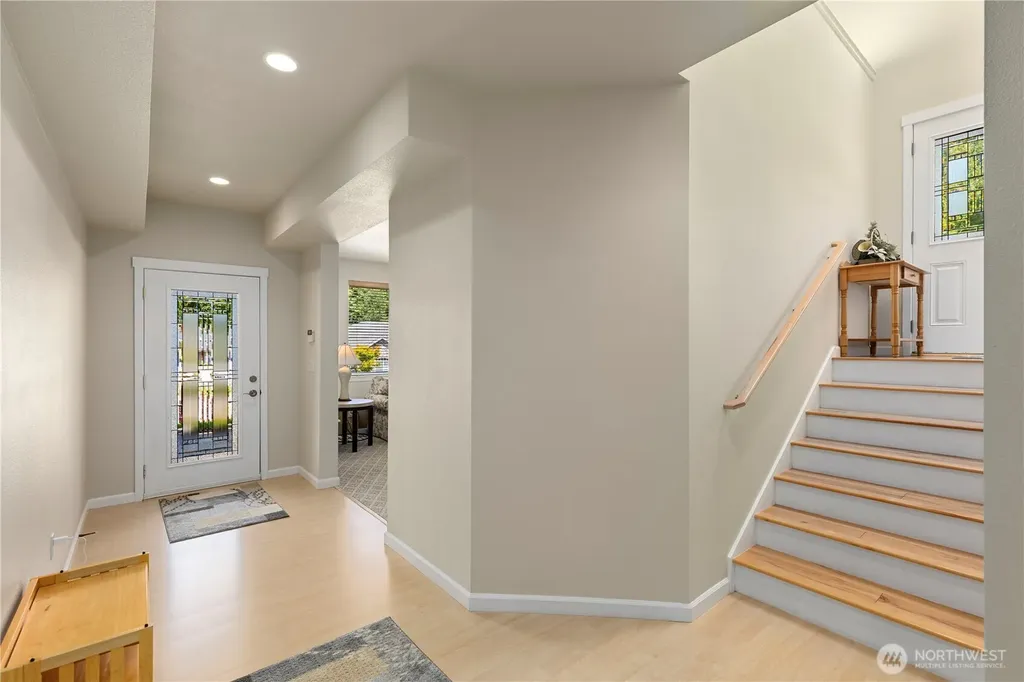 6027 Osprey Circle Bremerton WA 98312