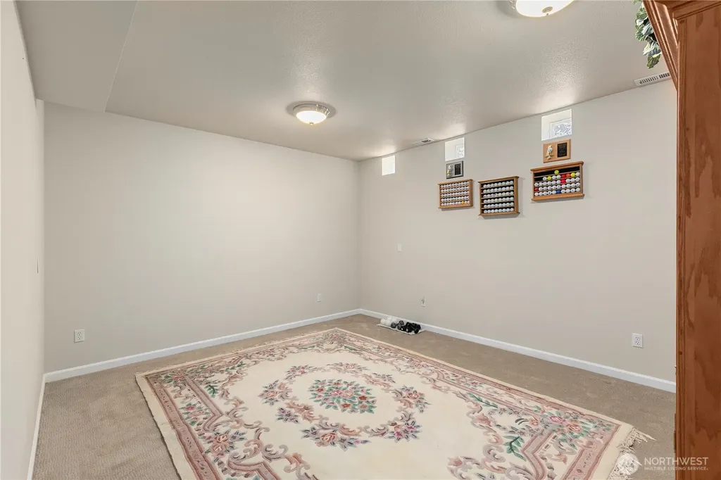6027 Osprey Circle Bremerton WA 98312