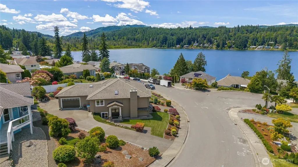 6027 Osprey Circle Bremerton WA 98312