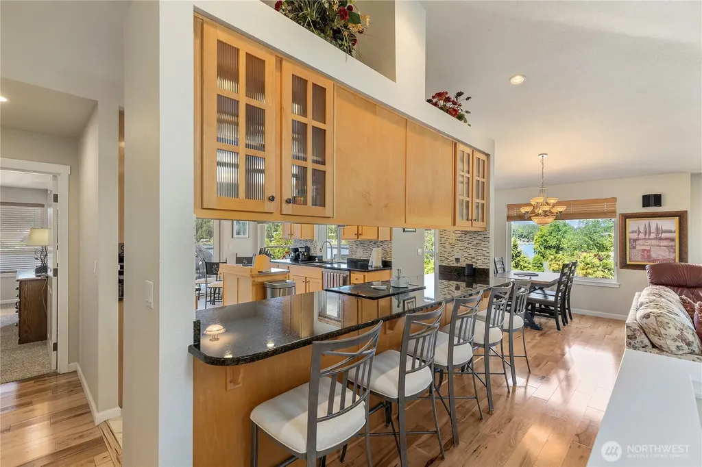 6027 Osprey Circle Bremerton WA 98312