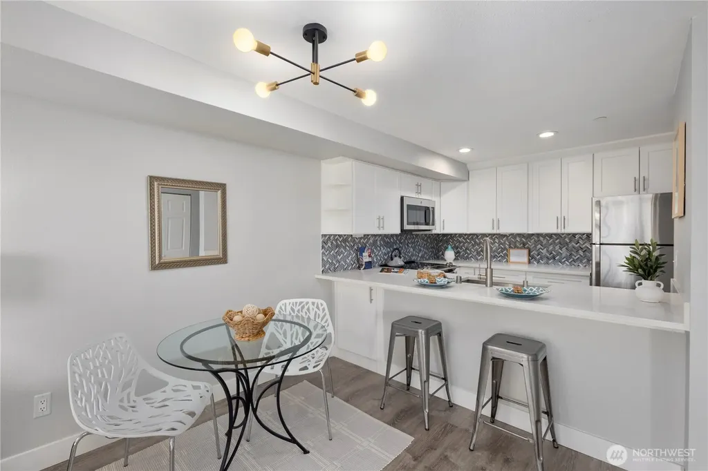 3022 SW Bradford Street Seattle WA 98126