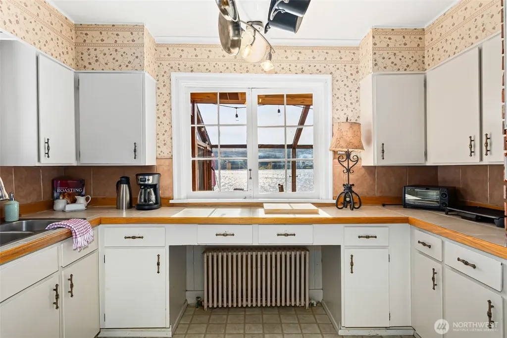 4617 Erlands Point Road NW Bremerton WA 98312