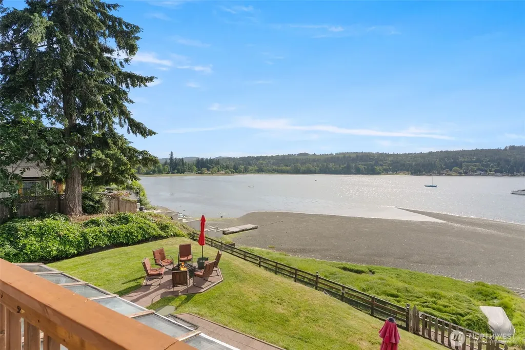 4617 Erlands Point Road NW Bremerton WA 98312